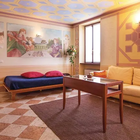 Macchiavelli Castellaro (Lombardy)